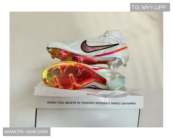 各大足球明星专属足球鞋大揭秘 球鞋背后的故事与技术创新